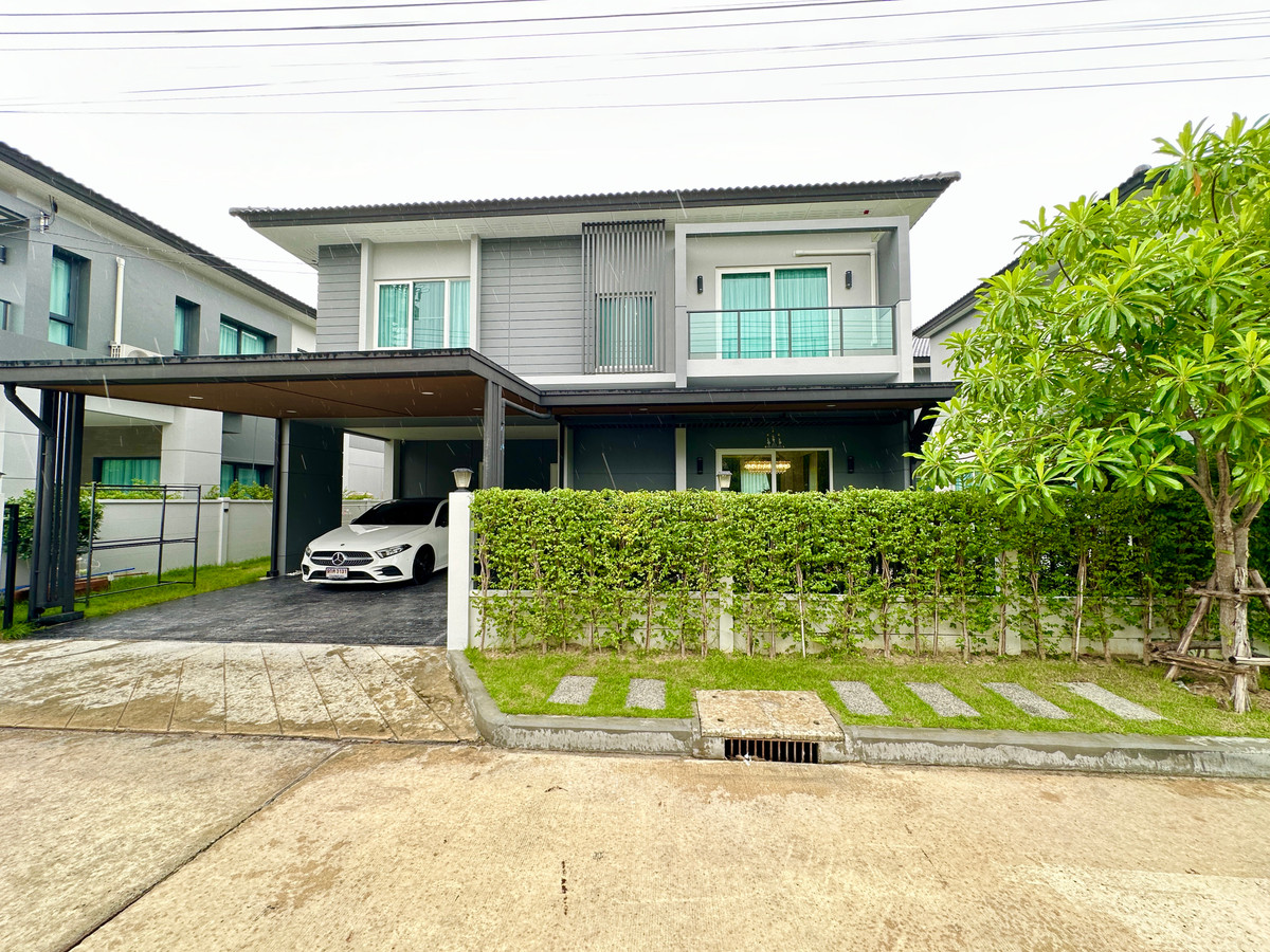 For SaleHousePathum Thani,Rangsit, Thammasat : Centro Phahol - Vibhavadi 2 / 4 Bedrooms (FOR SALE) FRUNC011