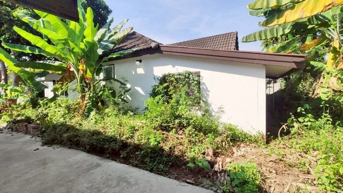 HouseNakhon Nayok : For rent, one-story house in Nakhon Nayok, near Chulachomklao Royal Military Academy (C.P.R.), vacation home style, 74 sq m., located before the waterfall, Phrommani Subdistrict, Mueang District, size 3 bedrooms, 2 bathrooms.