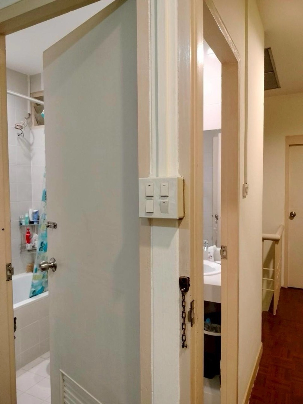 ขายทาวน์โฮมโชคชัย4 ลาดพร้าว71 : 🔸ขายทาวเฮ้าส์ 3 ชั้น ทำเลดีมาก โครงสร้างแข็งแรง พร้อมอยู่ #เกตุนุติการ์เด้น #ลาดพร้าว71 #นาคนิวาส 