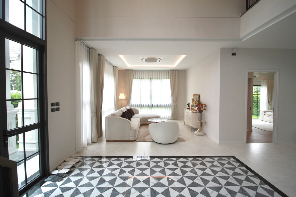 HouseBangna, Bearing, Lasalle : Setthasiri Bangna Km.10 Corner Plot Luxury Home Next to Clubhouse Please call: 082-894-4624