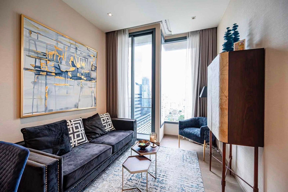 ให้เช่าคอนโดสุขุมวิท อโศก ทองหล่อ : คอนโด The ESSE Asoke เดินทางสะดวก กล้รถไฟฟ้าบีทีเอส มีรถรับส่ง ห้องสวย เฟอร์นิเจอร์ครบ พร้อมอยู่!!