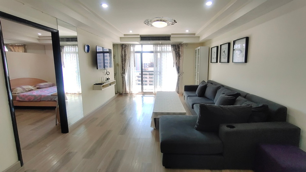 ให้เช่าคอนโดสุขุมวิท อโศก ทองหล่อ : ให้เช่าคอนโด ขนาด 140 ตารางเมตร 3 ห้องนอน ย่านพร้อมพงษ์