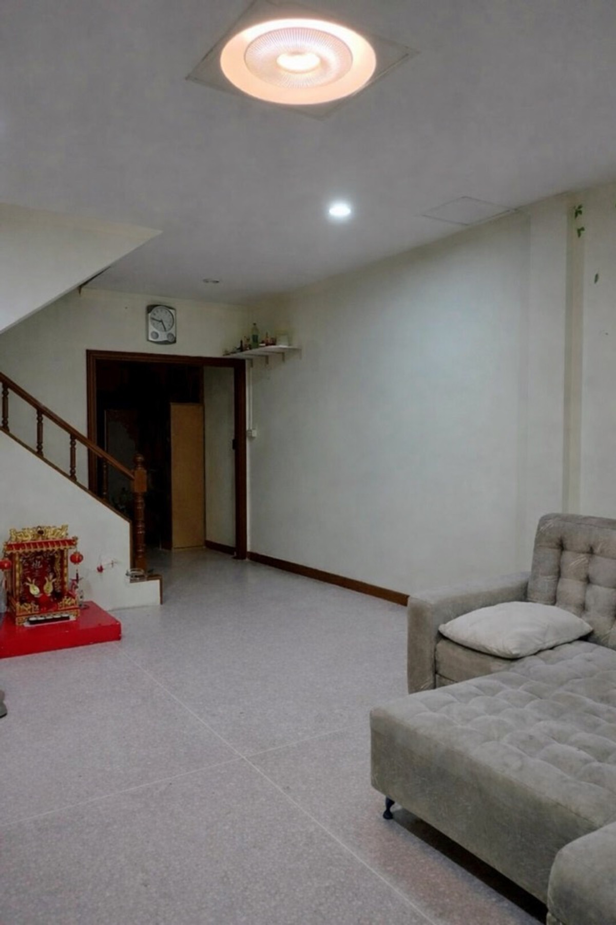 ขายทาวน์โฮมโชคชัย4 ลาดพร้าว71 : 🔸ขายทาวเฮ้าส์ 3 ชั้น ทำเลดีมาก โครงสร้างแข็งแรง พร้อมอยู่ #เกตุนุติการ์เด้น #ลาดพร้าว71 #นาคนิวาส 