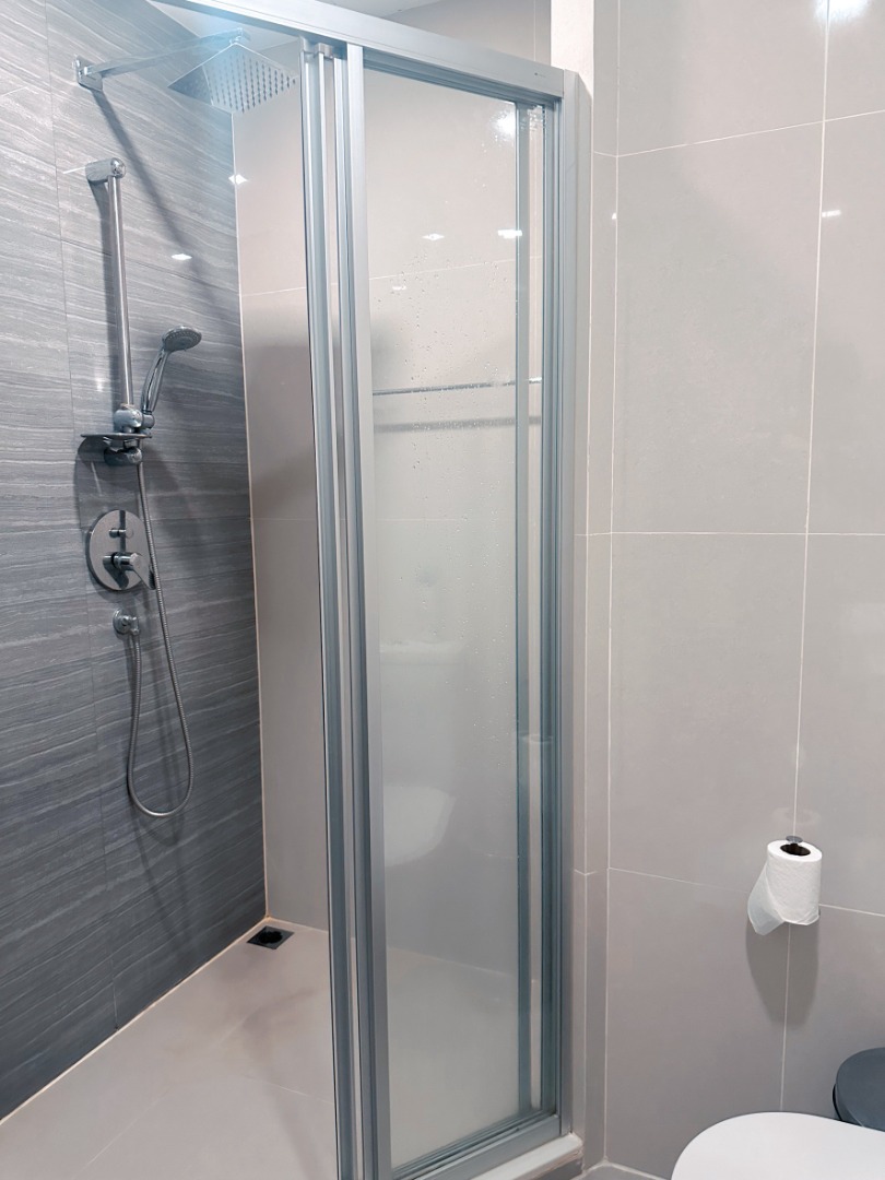 For SaleCondoSriracha Laem Chabang Ban Bueng : 🔥Urgent Sale🔥 Knightsbridge The Ocean Sriracha, near Kasetsart University Sriracha Campus. Fully furnished and ready to move in.