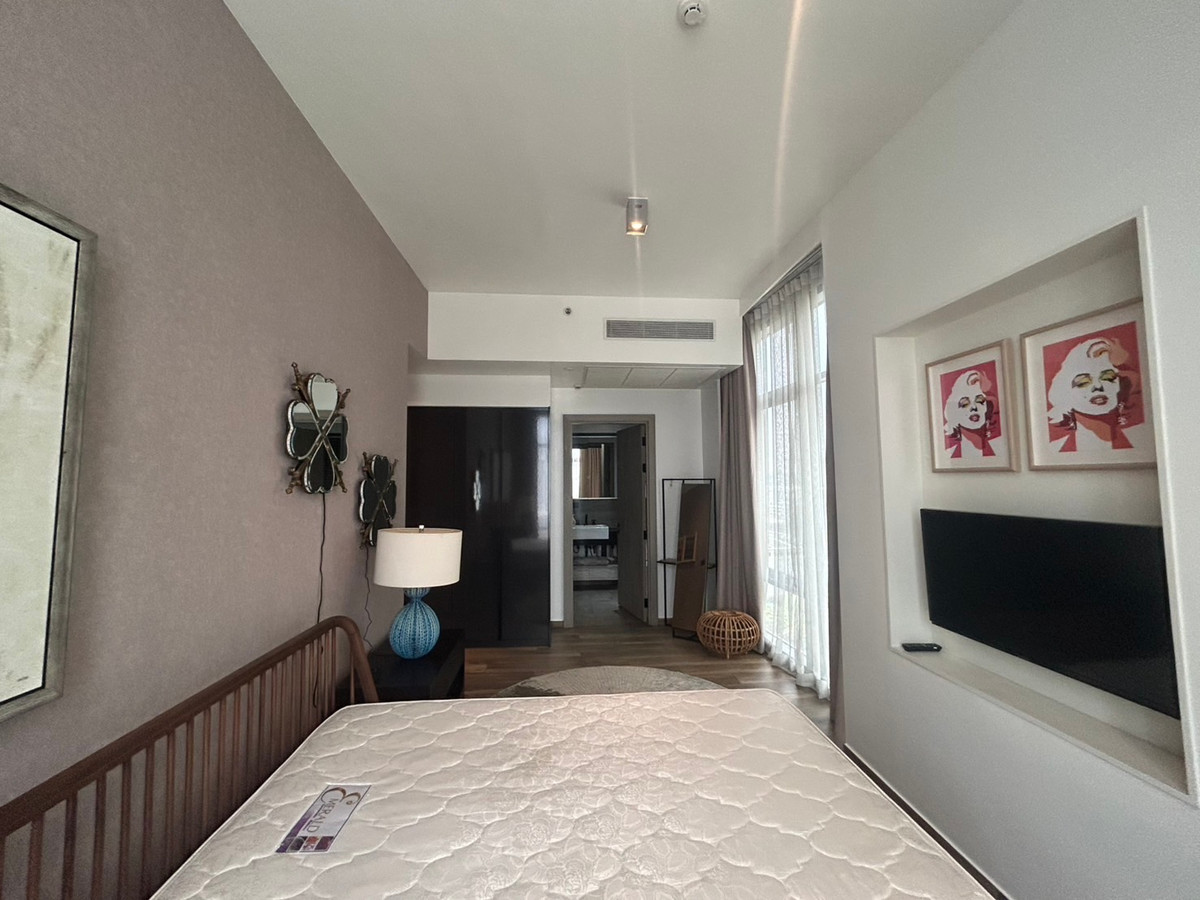 For RentCondoSukhumvit, Asoke, Thonglor : !! Beautiful room for rent, Condo The Lofts Asoke, near MRT Phetchaburi.