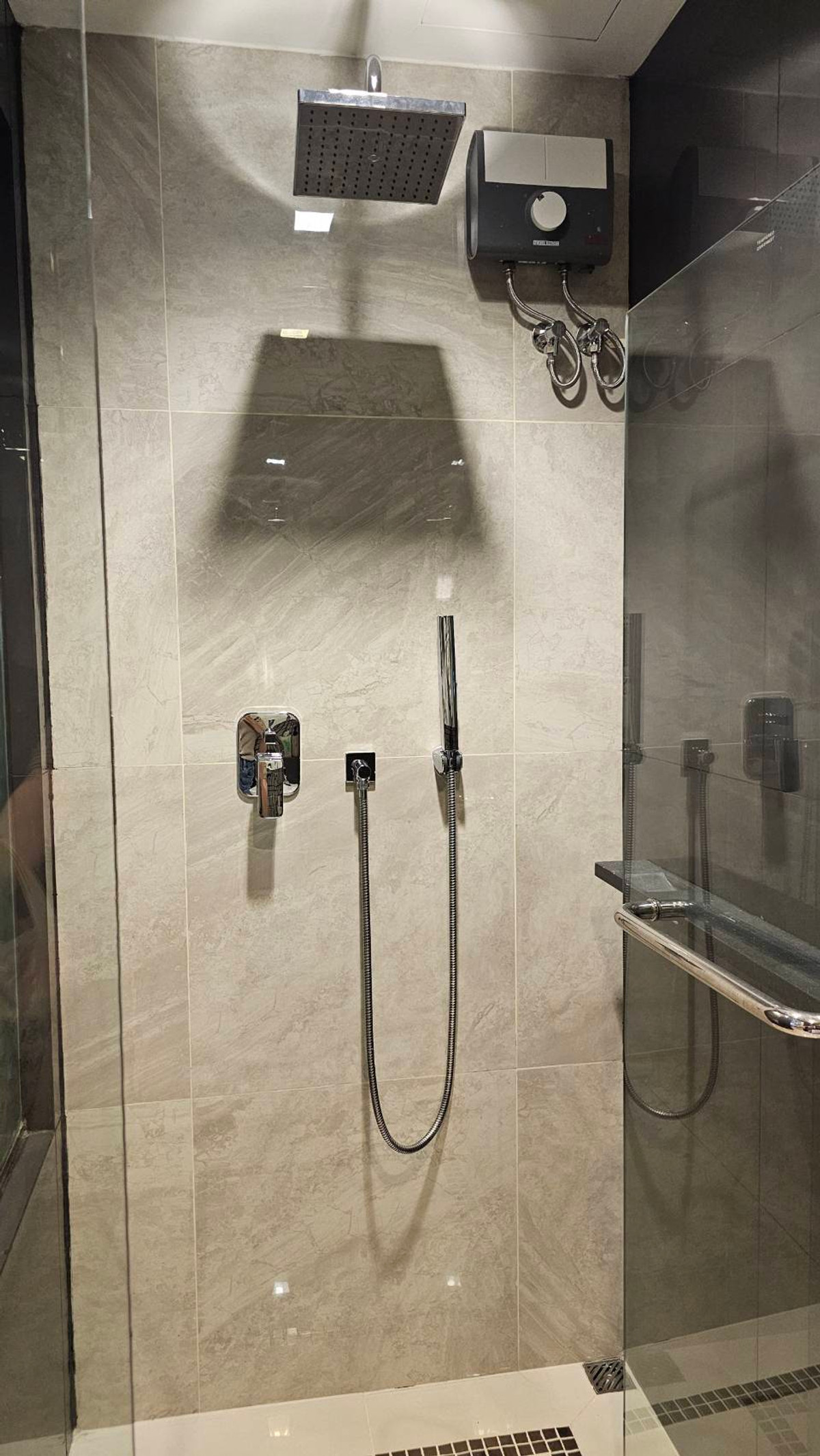 ขายคอนโดสะพานควาย จตุจักร : ✨🔥  For Sale / For Rent  :   Rhythm Phahon-Ari  Condo  🔥