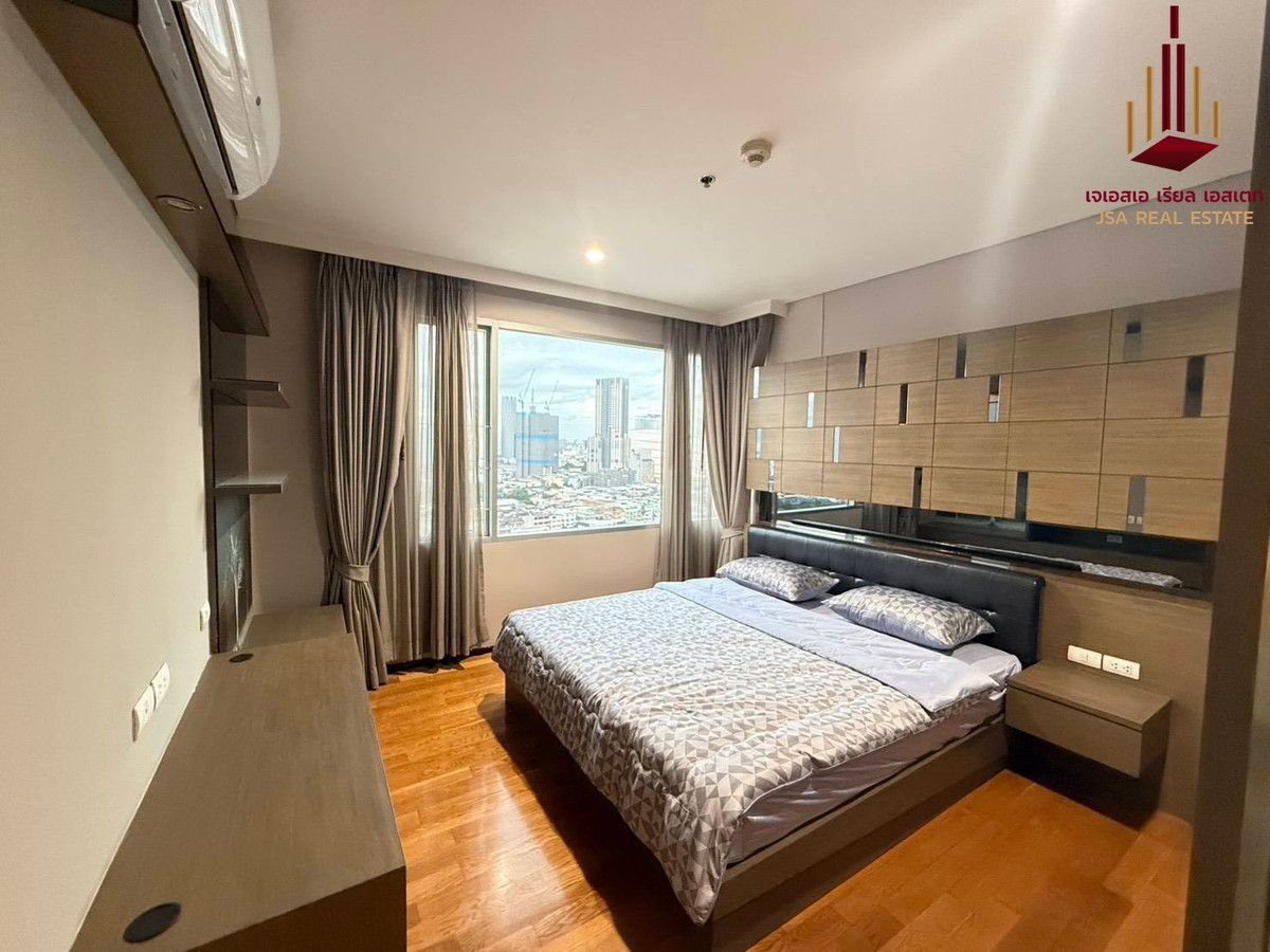 For RentCondoWongwianyai, Charoennakor : ✨ For Rent: Villa Sathorn Condo ✨ 💰 Only 15,000 THB/month