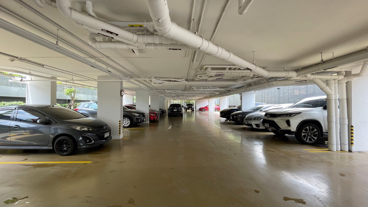 For RentCondoOnnut, Udomsuk : Sign Condo Sukhumvit 50, beautiful corner room, fully furnished, ready to move in. There is a shuttle to BTS.