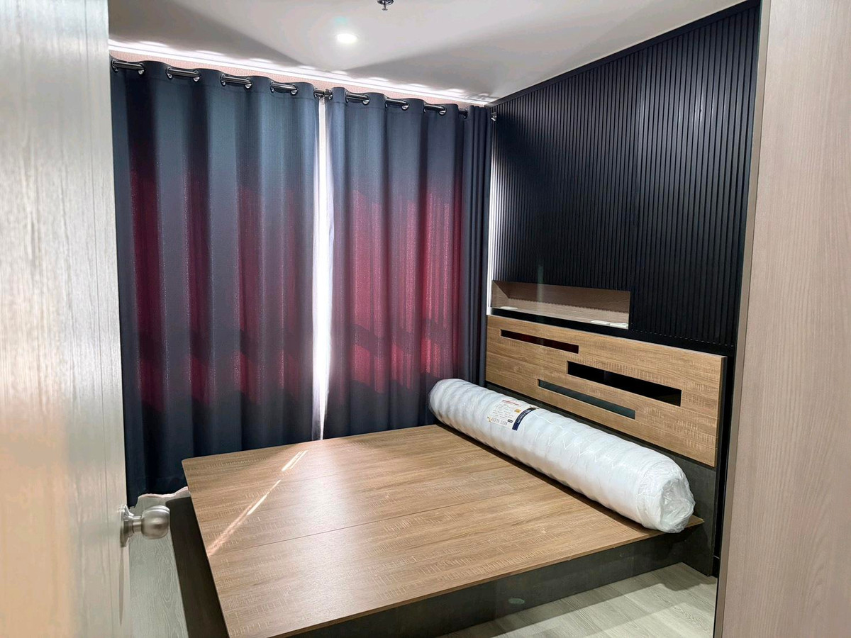 ให้เช่าคอนโดท่าพระ ตลาดพลู วุฒากาศ : 🔥ให้เช่า คอนโด เอลลิโอ สาทร-วุฒากาศ  Elio sathorn-wutthakad ⛳️ใกล้ สถานีรถไฟฟ้าวุฒากาศ มีรถรับ-ส่งจากคอนโด
💚Tel/Line:085 484 8586 Ag.

❤️อาคาร B ชั้น 11 ห้องริมฝั่งถนน
1 bed ขนาด 31.67 ตรม. 
ประตูดิจิตอลดอล็อค
เตียงไม้ 6 ฟุต พร้อมที่นอน
บิ๊วอินหัวเตียง 