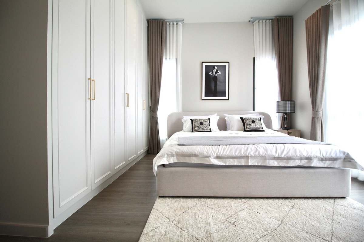 HouseBangna, Bearing, Lasalle : Setthasiri Bangna Km.10 Corner Plot Luxury Home Next to Clubhouse Please call: 082-894-4624