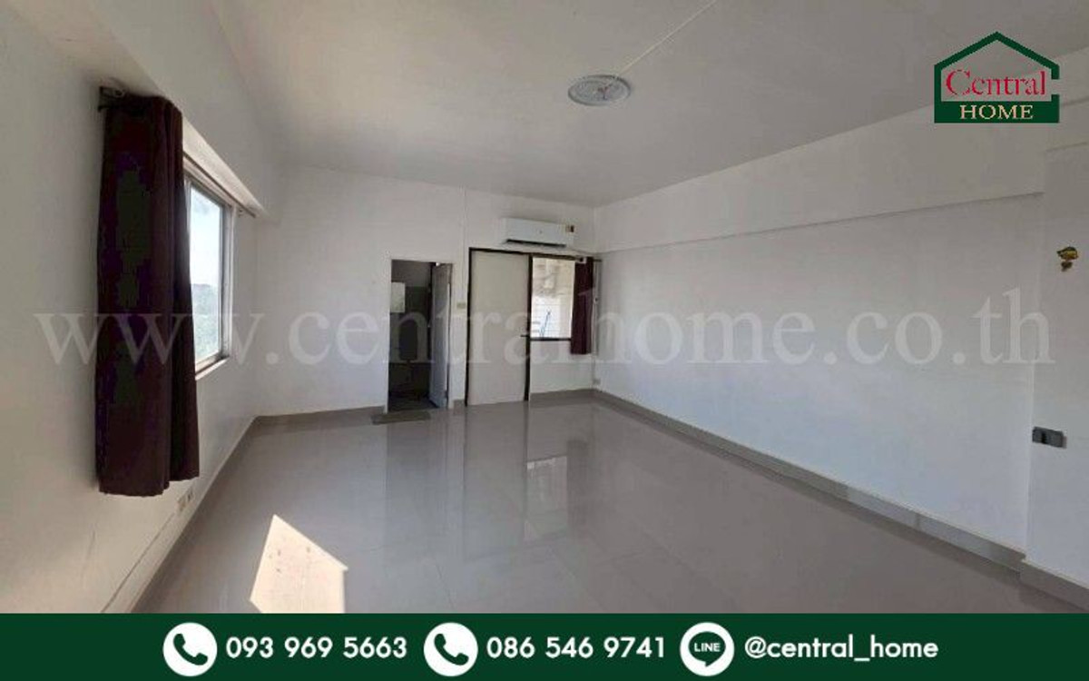 For SaleCondoPathum Thani,Rangsit, Thammasat : Ek Thani Condo Town Bang Phun - Rangsit, near the Red Line MRT Lak Hok Station.