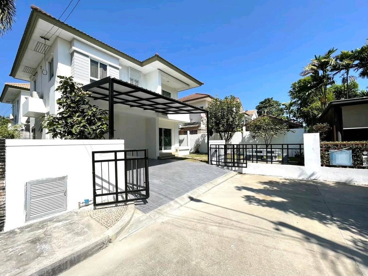 For RentHouseNawamin, Ramindra : Single house for rent, Saransiri Ramintra 2, near Safari World, only 7 minutes.