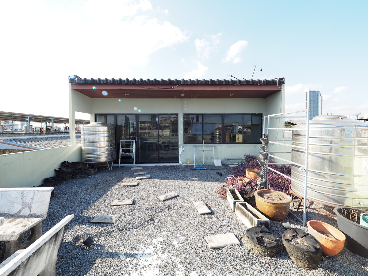 อาคารพาณิชย์สาทร นราธิวาส : ขาย-เช่าอาคารพาณิชย์ขนาด 3 คูหา 4 ชั้น ถนนเจริญราษฎร์ 10