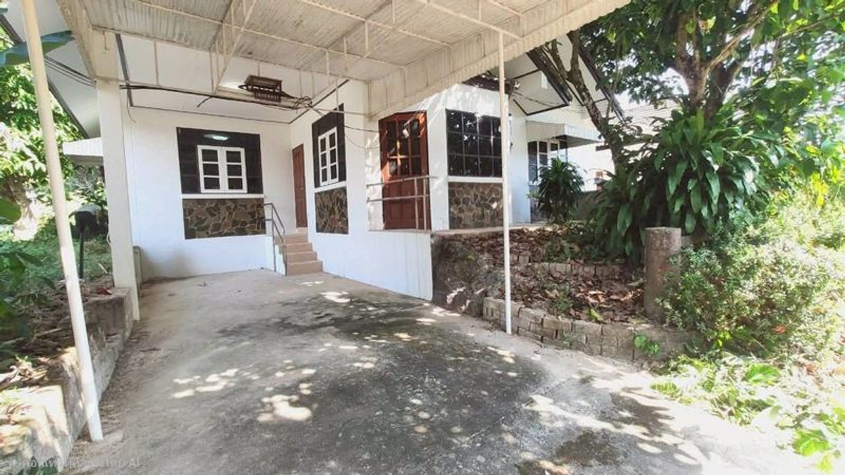 HouseNakhon Nayok : For rent, one-story house in Nakhon Nayok, near Chulachomklao Royal Military Academy (C.P.R.), vacation home style, 74 sq m., located before the waterfall, Phrommani Subdistrict, Mueang District, size 3 bedrooms, 2 bathrooms.
