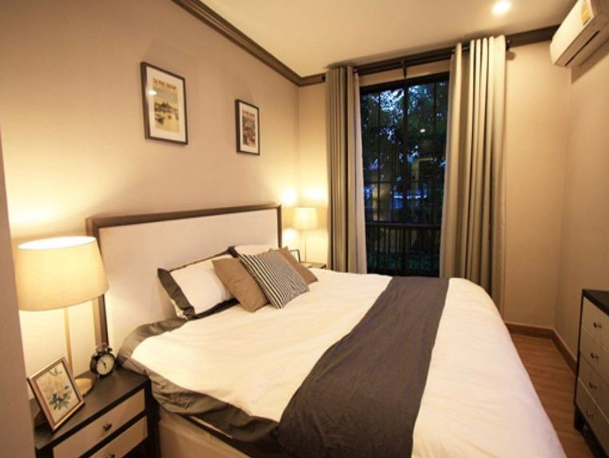 For RentCondoSiam Paragon ,Chulalongkorn,Samyan : For sale/rent Low-Rise Condo 7 floors The Reserve Kasemsan 3 near BTS National Stadium.