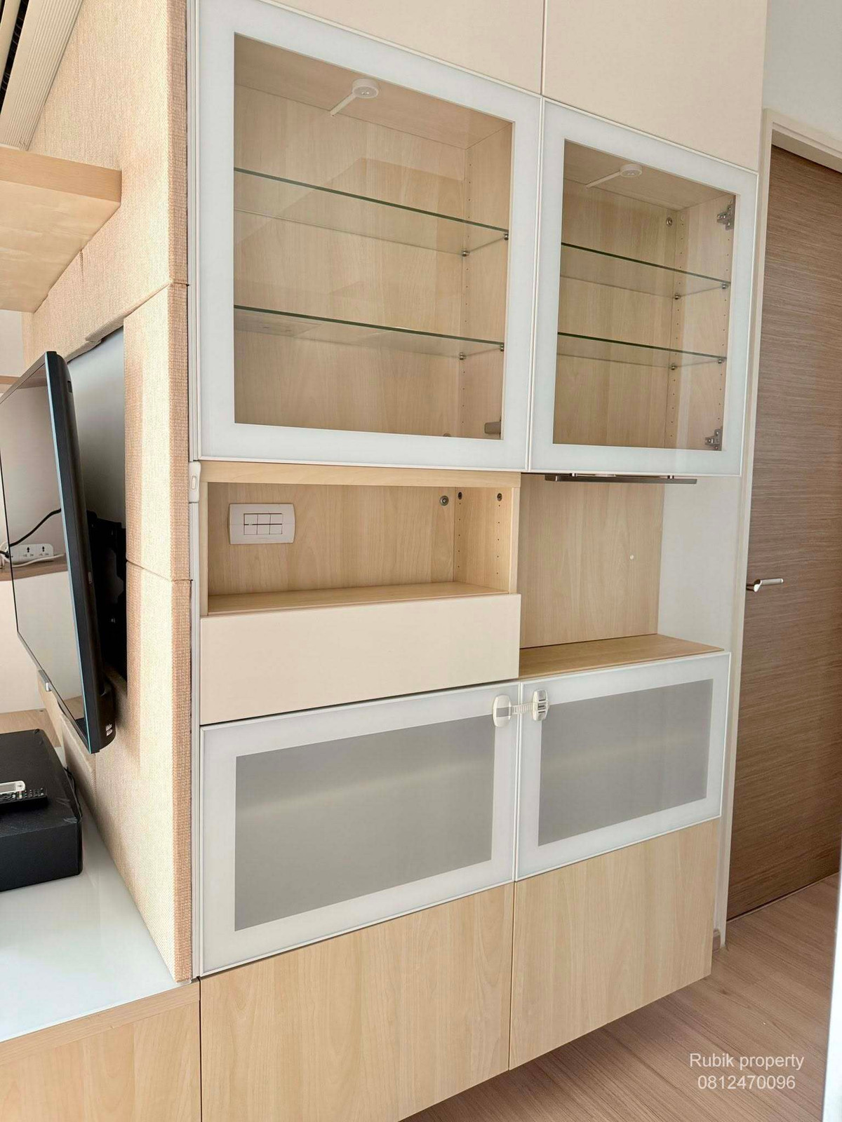 ให้เช่าคอนโดสะพานควาย จตุจักร : 🏙️ ปล่อยเช่า Rhythm Phahon–Ari 📍 คอนโดคุณภาพย่านอารีย์ ใกล้ BTS เดินทางสะดวก RB1557