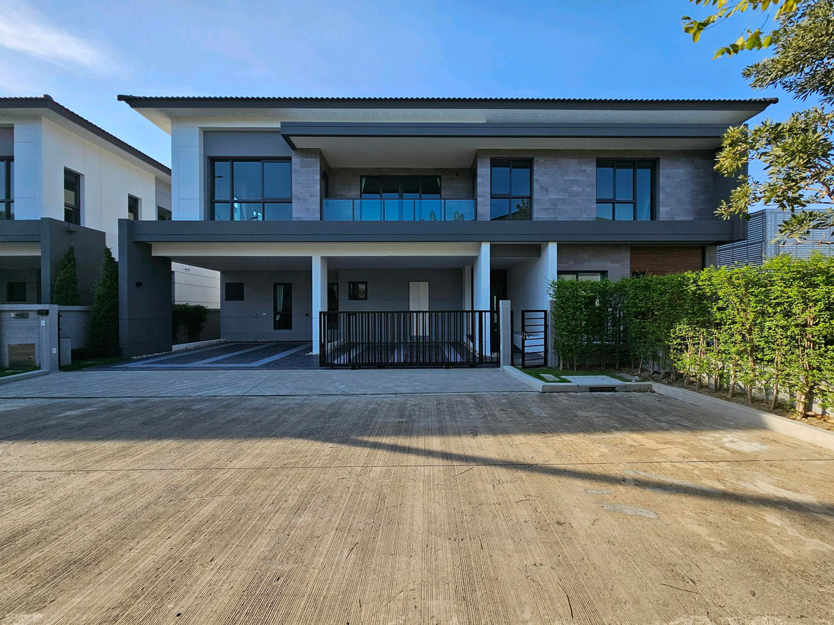 For SaleHouseLadkrabang, Suwannaphum Airport : 📍New first hand house, The City Sukhumvit On Nut 2, project closing price. On Sukhumvit Road 77 ☎️Make an appointment to see 082-4144265