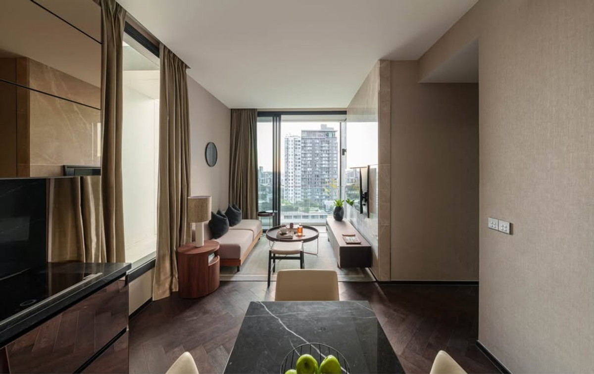 For RentCondoSukhumvit, Asoke, Thonglor : 2 bedrooms, beautiful view at The ESSE Sukhumvit 36, Contact 062-496-6454