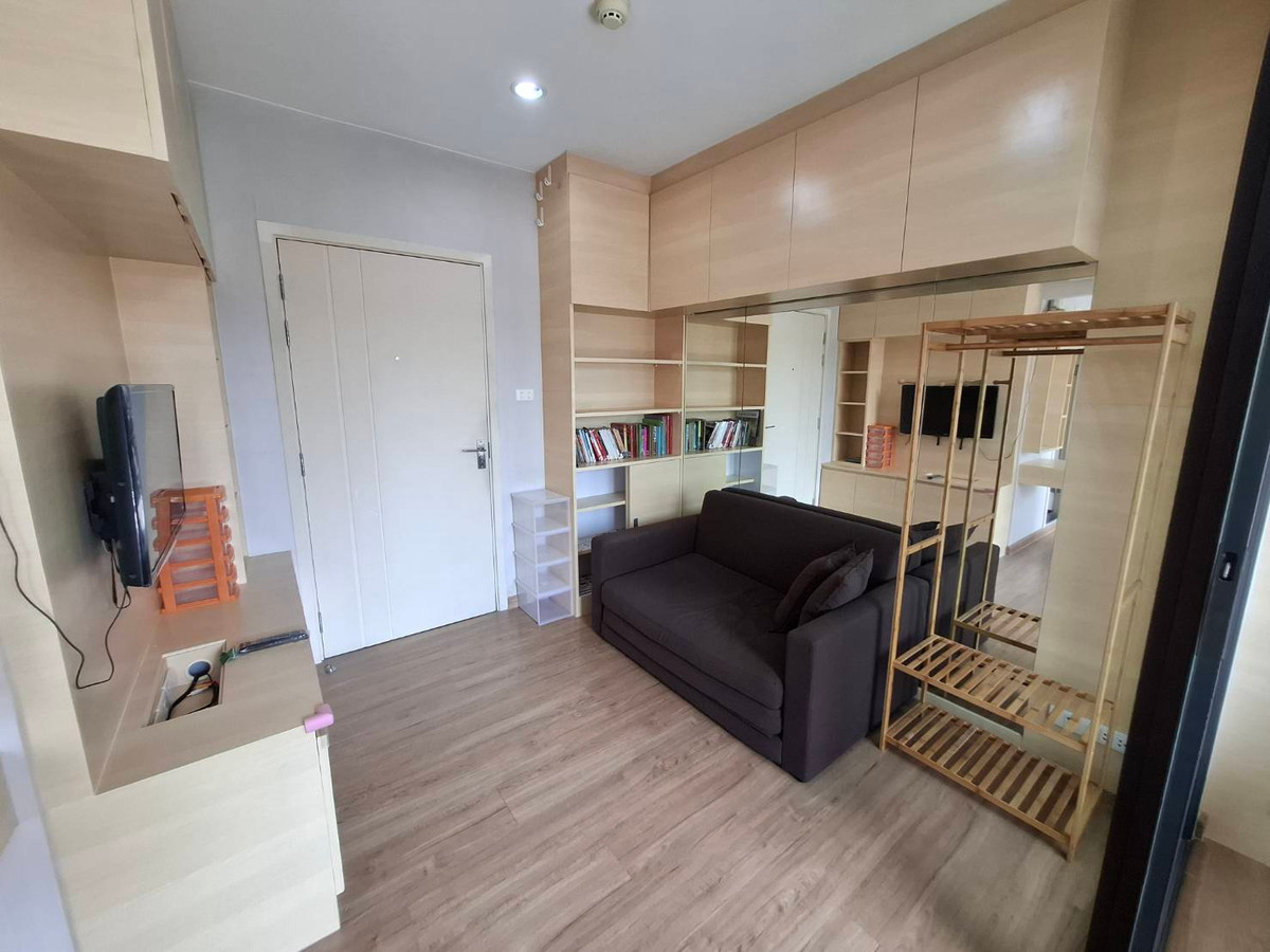 ให้เช่าคอนโดบางซื่อ วงศ์สว่าง เตาปูน : Built-in จัดเต็ม เก็บของจุใจ ห้องเป็นระเบียบ ใกล้รัฐสภาและหน่วยงานราชการ