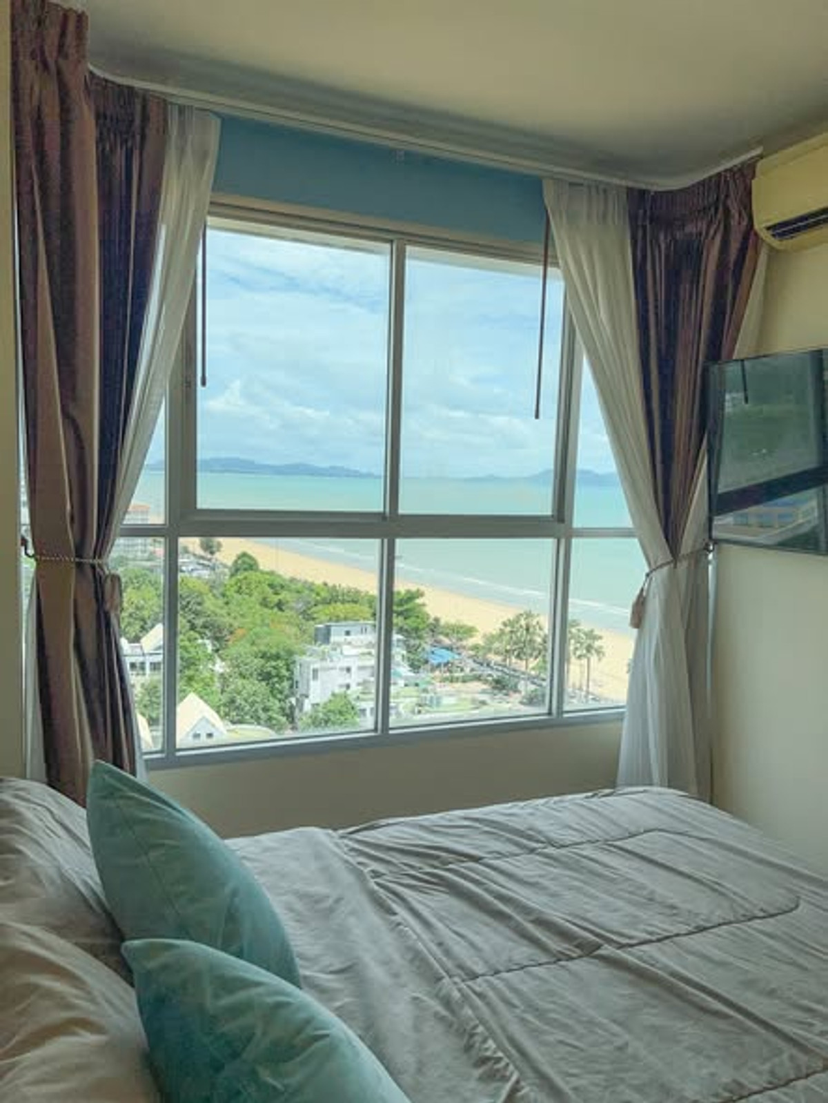 ให้เช่าคอนโดพัทยา บางแสน ชลบุรี สัตหีบ : ให้เช่า ลุมพินี พาร์คบีช จอมเทียน 2 ห้องนอน วิวทะเล