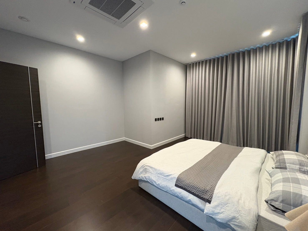 For RentHousePattanakan, Srinakarin : For rent The Gentry Pattanakarn 2, new house, Modern 4 bedrooms on Pattanakarn 32 Road.