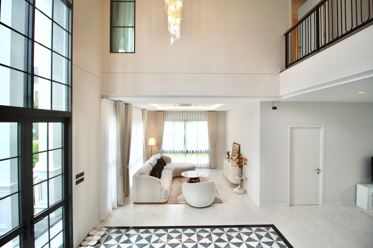 HouseBangna, Bearing, Lasalle : Setthasiri Bangna Km.10 Corner Plot Luxury Home Next to Clubhouse Please call: 082-894-4624