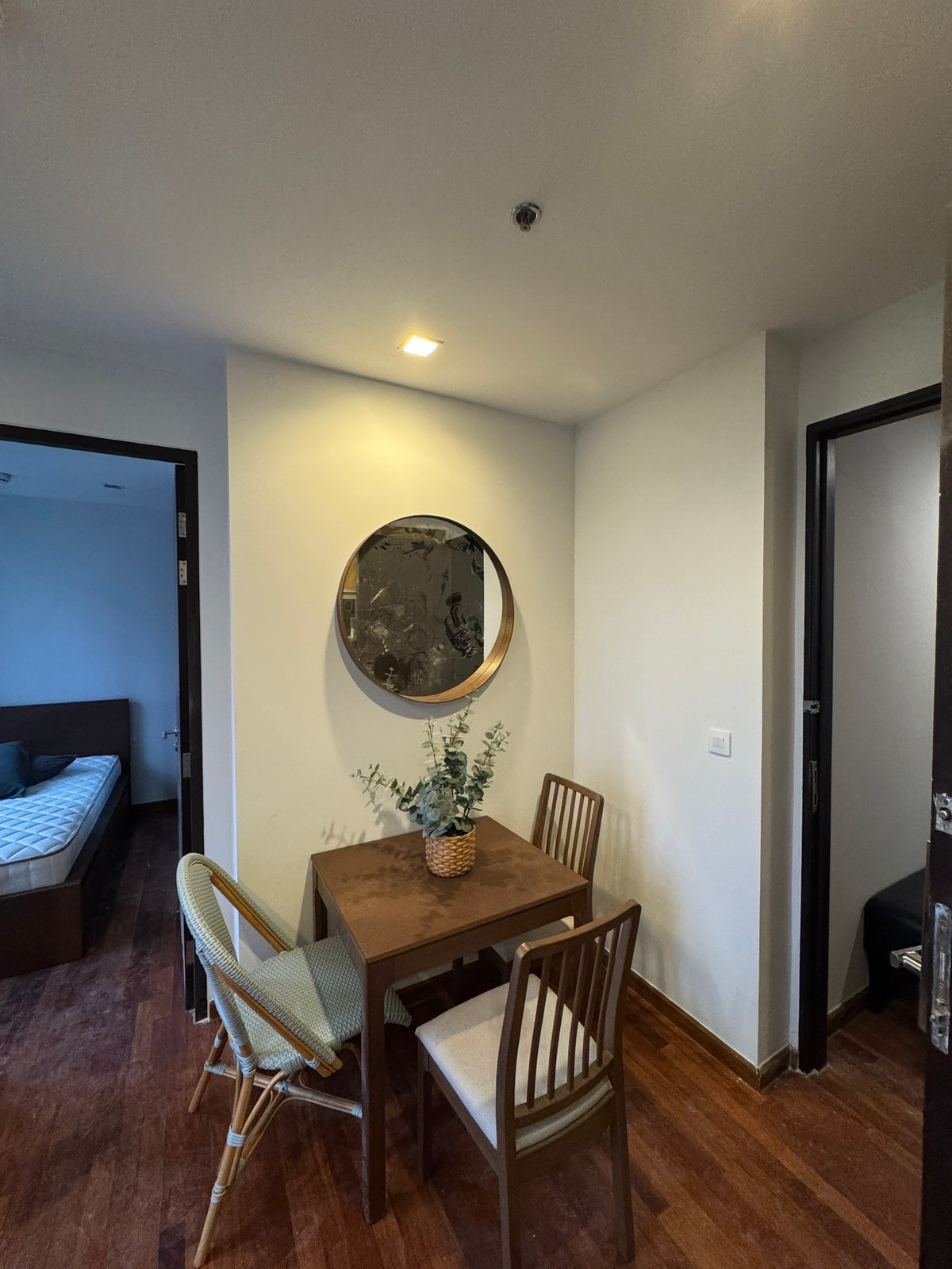 ให้เช่าคอนโดราชเทวี พญาไท : เช่าด่วน! ห้องสวยมาก เจ้าของใจดี  วิววังสระปทุม Wish signature midtown siam ห้องสวยมาก ทำเลดี ใกล้ BTS ราชเทวี  private lift สนใจติดต่อ 0876358339 