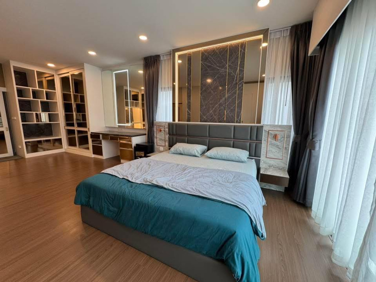 HouseBangna, Bearing, Lasalle : The City Bangna Luxury Corner Detached Home on Main Road near Mega Bangna Please call: 062-496-6454