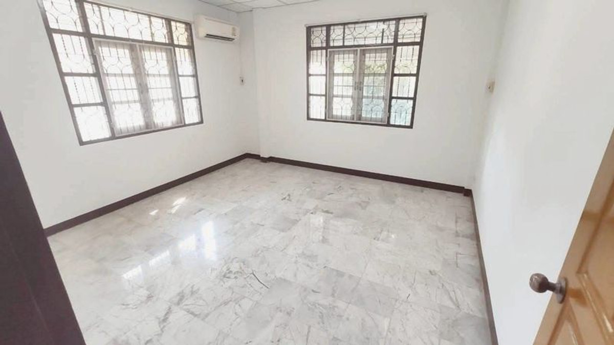 HouseNakhon Nayok : For rent, one-story house in Nakhon Nayok, near Chulachomklao Royal Military Academy (C.P.R.), vacation home style, 74 sq m., located before the waterfall, Phrommani Subdistrict, Mueang District, size 3 bedrooms, 2 bathrooms.