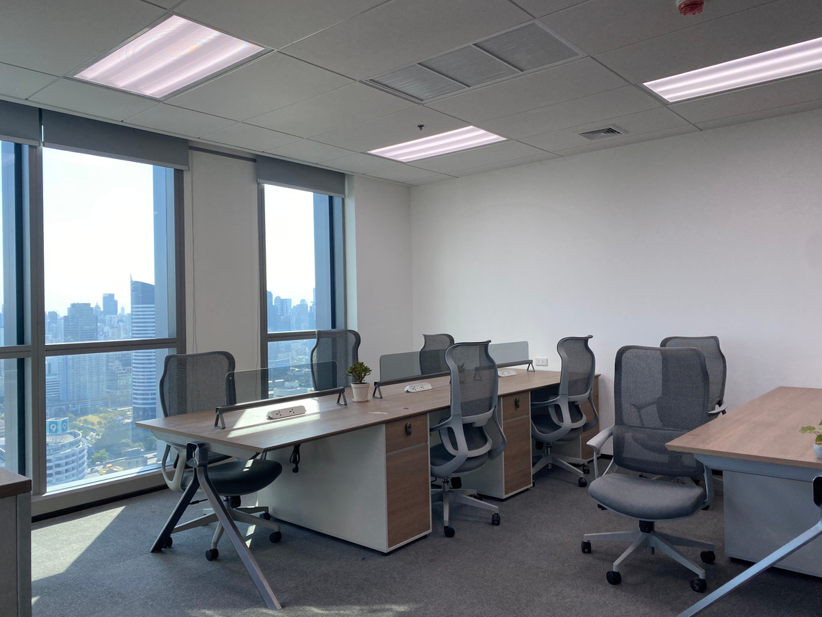 For RentOfficeRama9, Petchburi, RCA : Service Office 72sqm For RENT Fully Furnished Ready to Move Near MRT Phraram 9 Central Rama 9 Pra Ram 9 Hospital