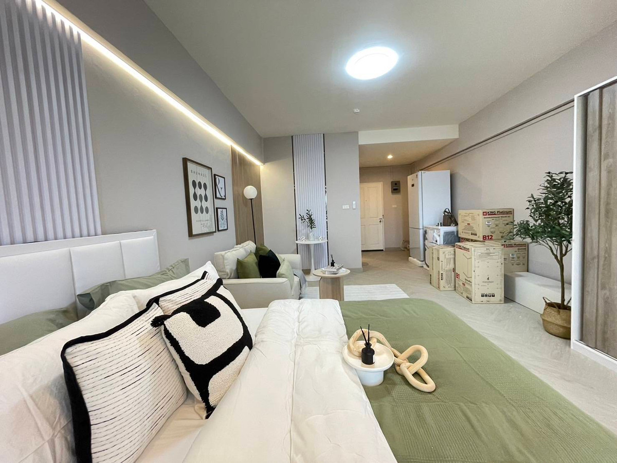 For RentCondoRatchadapisek, Huaikwang, Suttisan : Rent Ratchada Terrace Condo, size 37 sq m, rent 11,000 baht with new furniture and appliances.