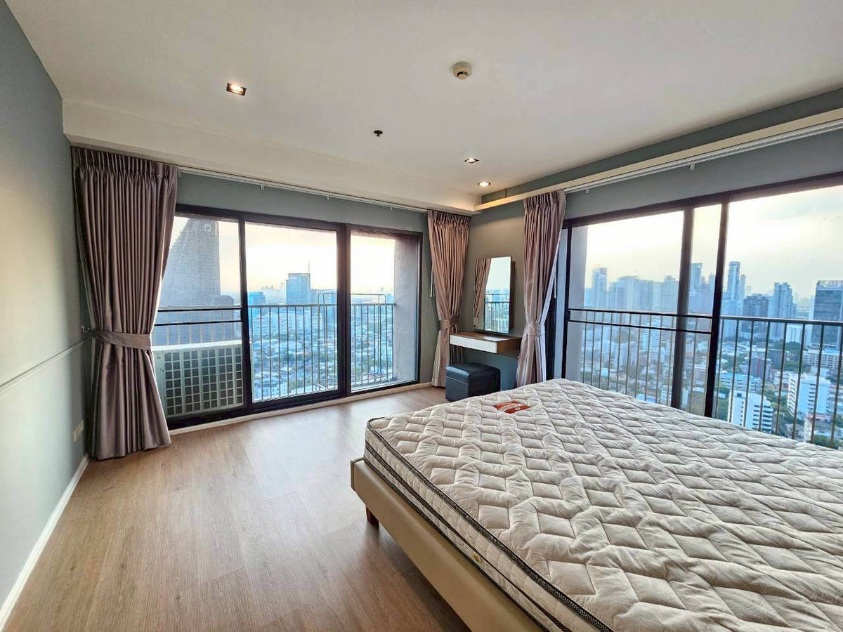 For RentCondoSukhumvit, Asoke, Thonglor : Rare 3BR Unit at Noble Remix Sukhumvit 36 – The Perfect Home for Japanese Families! 🌸