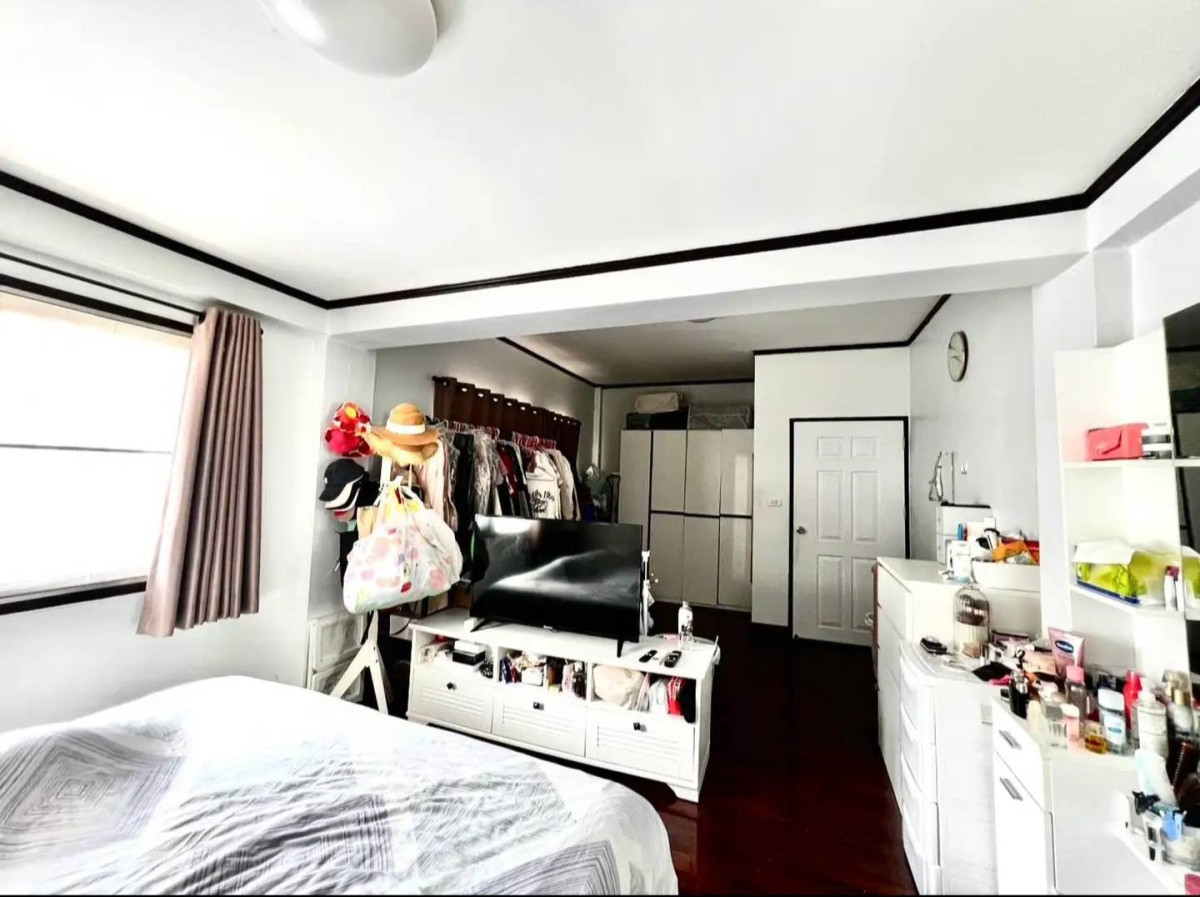 For SaleHouseKaset Nawamin,Ladplakao : For Sale Two-story detached house, Soi Lad Pla Khao 10 , Chorakhe Bua , Lat Phrao , Bangkok , CX-141421