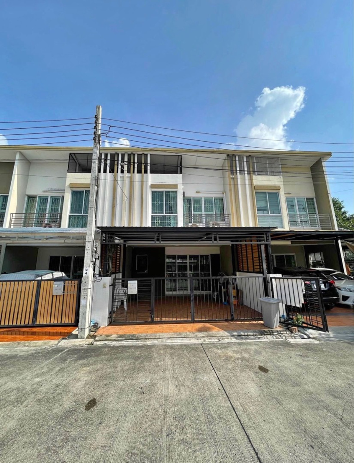 ให้เช่าทาวน์โฮมวิภาวดี ดอนเมือง หลักสี่ : ให้เช่าบ้านทาวโฮม Citi Sense สรงประภา 
ถ.ประชาอุทิศ  🚄ใกล้รถไฟฟ้าสายสีแดง ใกล้สนามบินดอนเมือง ✅16,000/เดือน✅