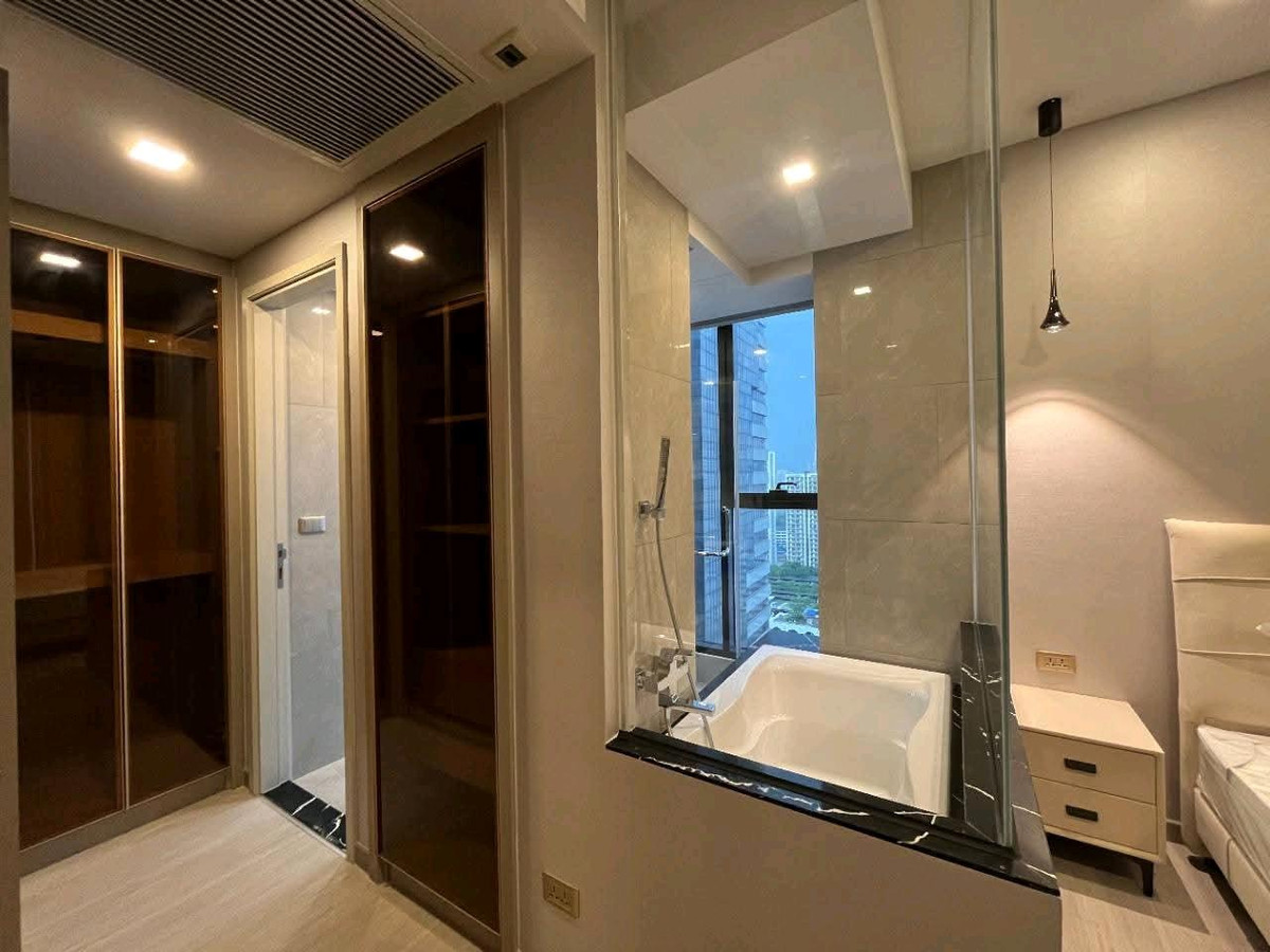 ให้เช่าคอนโดพระราม 9 เพชรบุรีตัดใหม่ RCA : 📍 โซน MRT พระราม 9 | ห้องว่างพร้อมเข้าอยู่ ทำเลศูนย์กลางธุรกิจ ใกล้ RCA – Central Rama 9 คอนโดหรูระดับพรีเมียม วิวสูงสวย บรรยากาศดี เป็นส่วนตัวเหมาะสำหรับครอบครัวห้องว่างพร้อมเข้าอยู่