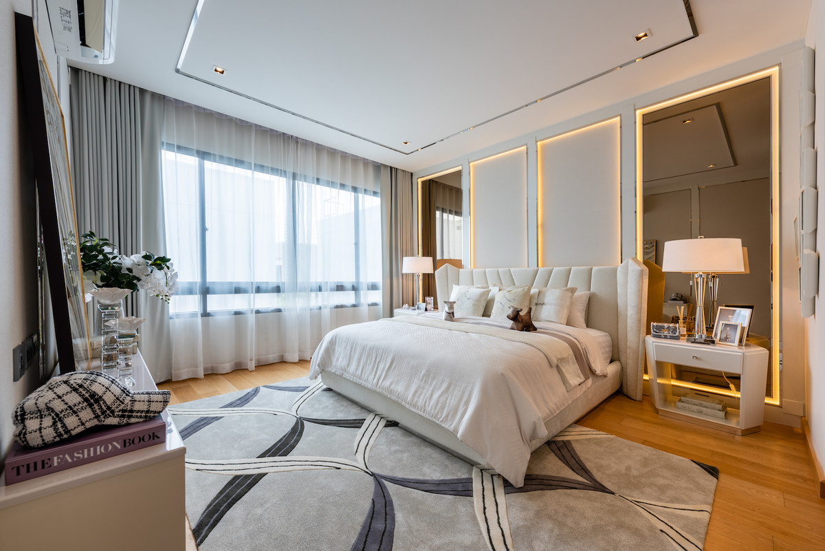 ขายบ้านพระราม 9 เพชรบุรีตัดใหม่ RCA : ขายบ้านหรู Parc Priva – หลังใหญ่ 4 ห้องนอน ราคาต่ำกว่าตลาด