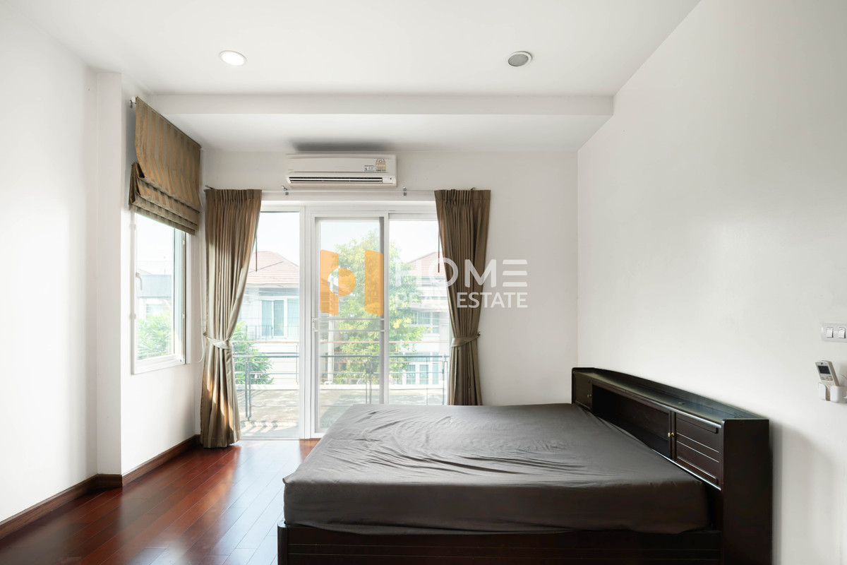 ขายบ้านลาดพร้าว เซ็นทรัลลาดพร้าว : บ้านเดี่ยวใจกลางลาดพร้าว ✨ เดอะ แกลเลอรี่ เฮ้าส์ แพทเทิร์น / 3 ห้องนอน (ขาย), The Gallery House Pattern / 3 Bedrooms (FOR SALE) TPM307