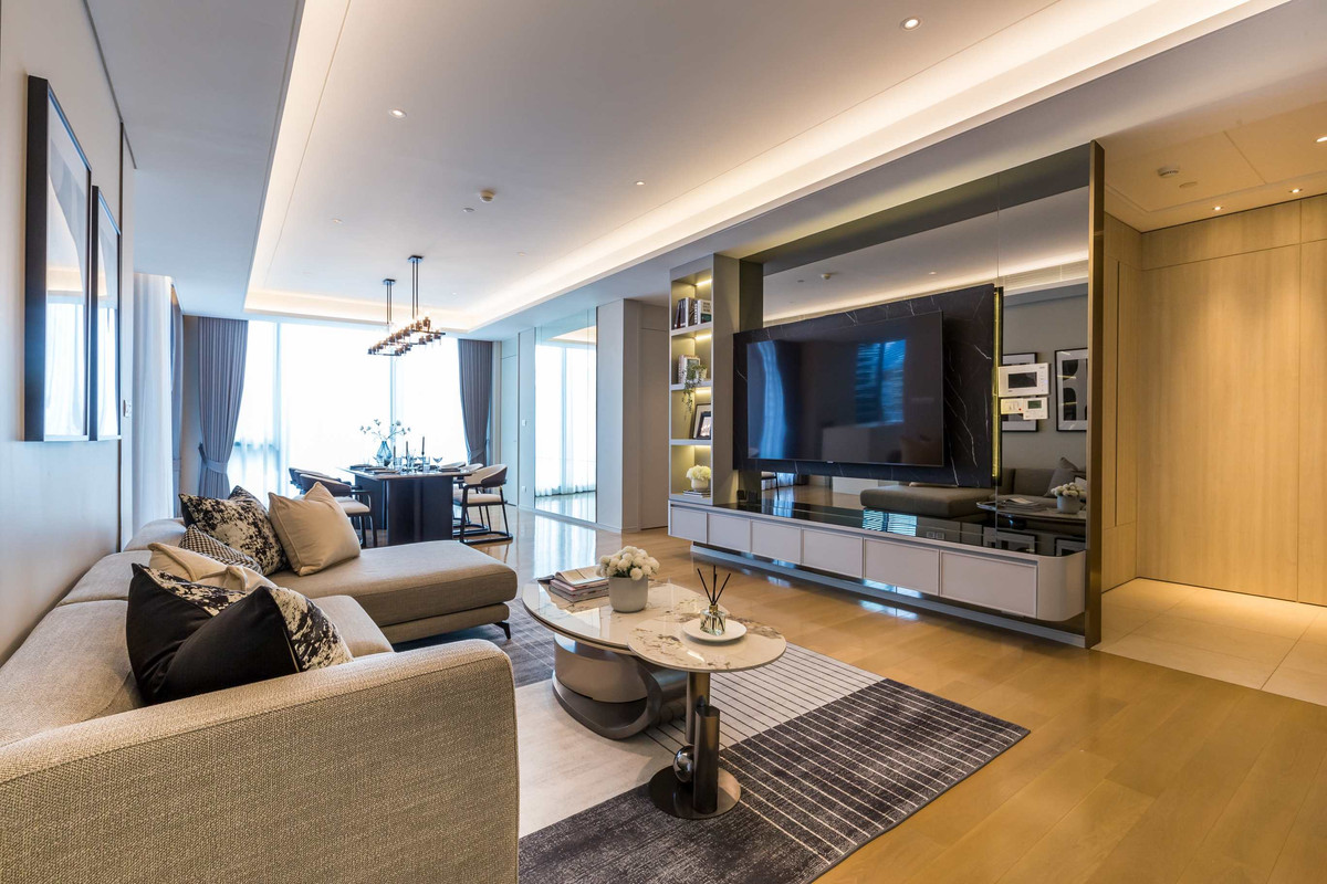 For RentCondoWitthayu, Chidlom, Langsuan, Ploenchit : 2 bedrooms, 3 bathrooms at Baan Sindhorn, Contact 062-496-6454