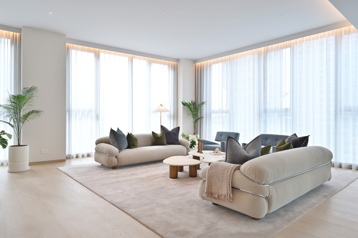 ขายคอนโดสุขุมวิท อโศก ทองหล่อ : 👑 เพราะความสมบูรณ์แบบที่แท้จริง คือการมีเค้าอยู่เคียงข้าง... ในทุกตารางเมตร 🐶 สัมผัสที่สุดของสุนทรียภาพแห่งการอยู่อาศัยที่ SCOPE Thonglor  📞: 065-626-5636 (คุณกี้)