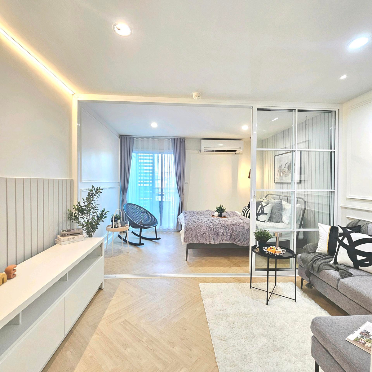 For SaleCondoOnnut, Udomsuk : Low Rise Condo near BTS Bang Chak Station. Sukhumvit location, early millions, installments of 7 gray banknotes.
