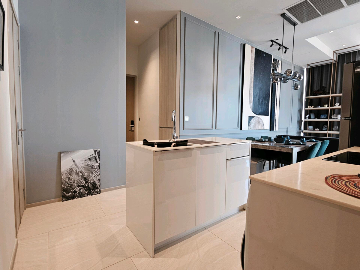 For RentCondoSilom, Saladaeng, Bangrak : แอสตัน สีลม  ให้เช่า 2 นอน 2 น้ำ พื้นที่ 87 ตรม  80,000 บาท สนใจโทร น้อง 096-2615656 พร้อมให้นัดหมายเข้าชมทุกวันAshton Silom 2bed 2 bath 87 Sq,m Rental price 80,000 Baht   call Nong 096-2615656 Ready to touring everydayห้องกว้าง 87 ตรม. พร้อมอยู่ได้เ