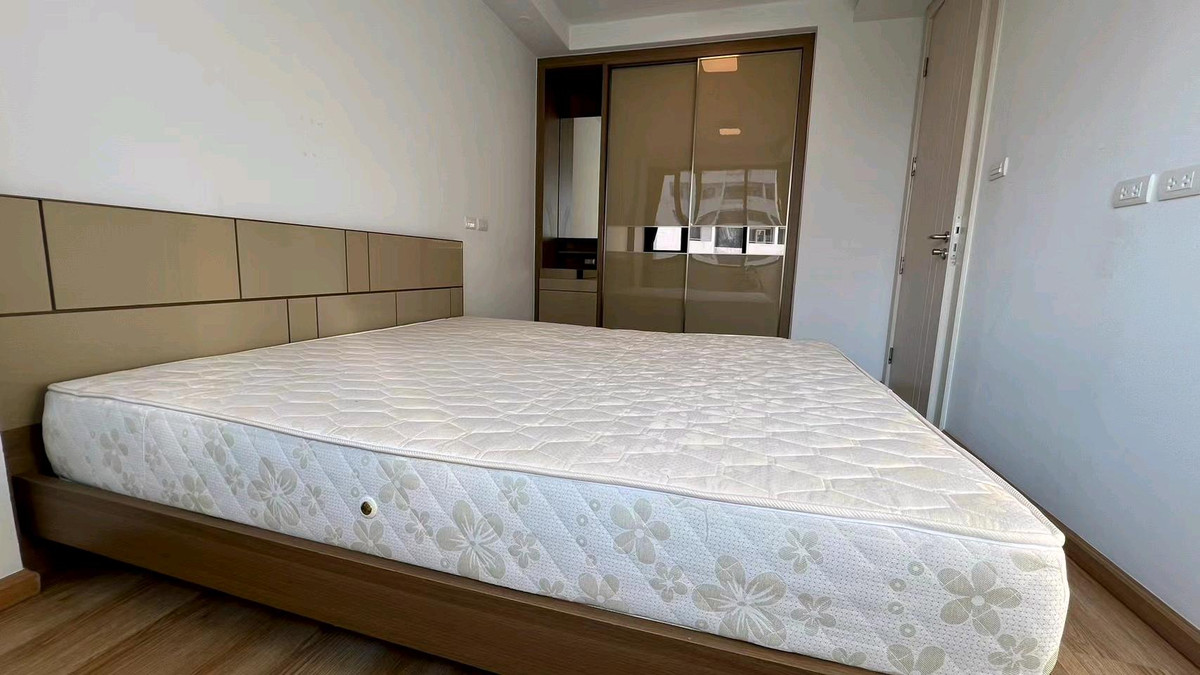 For RentCondoRama9, Petchburi, RCA : Condo JRRama 9