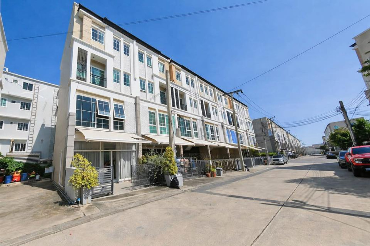 ให้เช่าทาวน์โฮมอ่อนนุช อุดมสุข : [ให้เช่า] ทาวน์โฮม 4 ชั้น หลังมุม เหมาะทำออฟฟิศ 4-ห้องนอน The Master @BTS Udomsuk 🚇ใกล้ BTS อุดมสุข