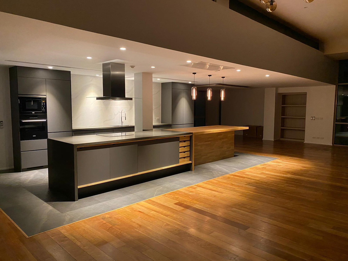 For RentCondoOnnut, Udomsuk : 5 bedrooms, 4 bathrooms Ficus Lane, Contact 062-496-6454