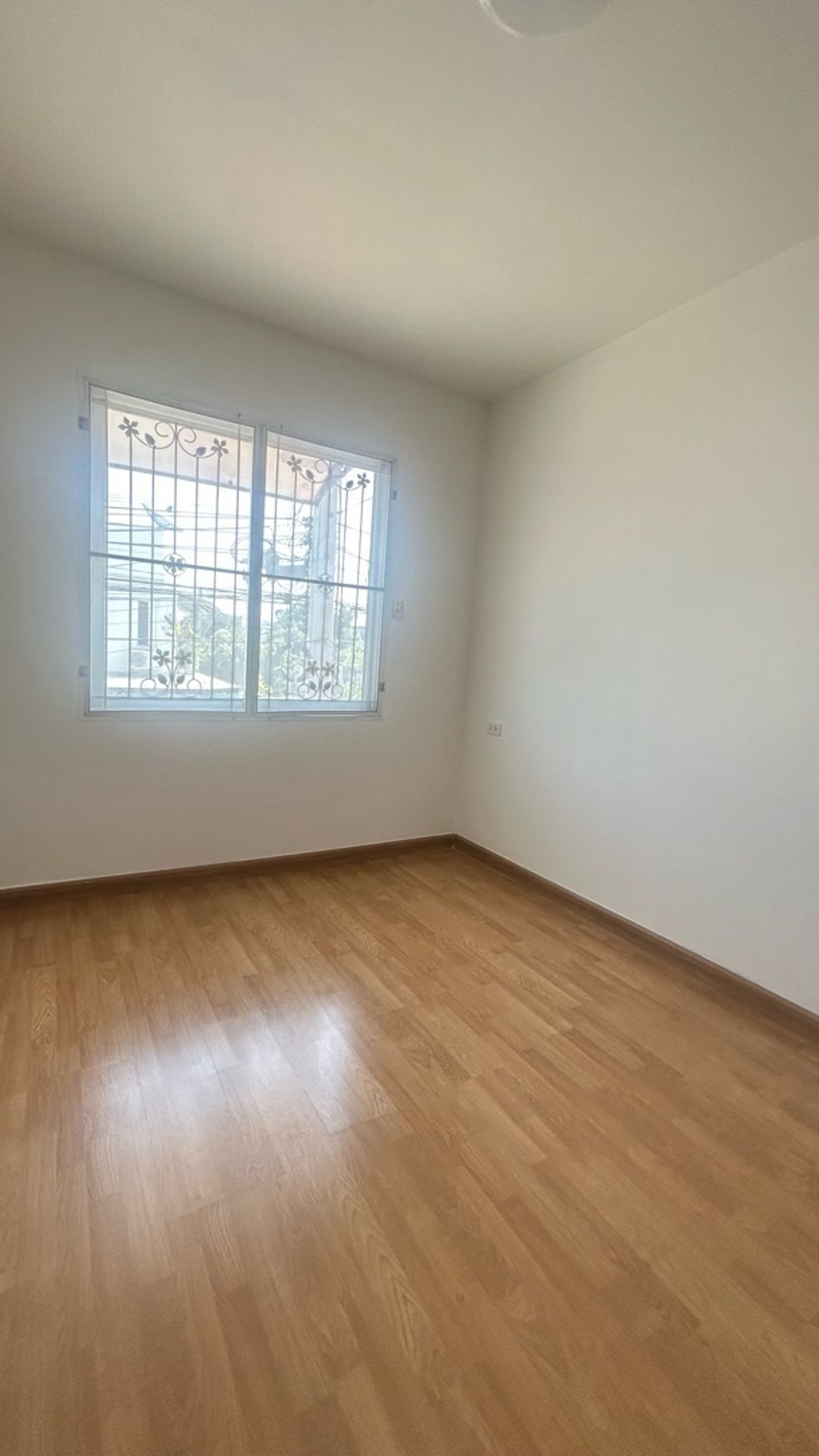 ให้เช่าทาวน์โฮมแจ้งวัฒนะ เมืองทอง : บ้านเช่าใกล้เมืองทอง อารียา เดอะ คัลเลอร์ ปากเกร็ด