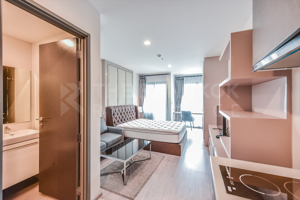 ขายคอนโดราชเทวี พญาไท : 🎉ขาย ราคาดีมาก🎉Rhythm Rangnam สนใจติดต่อ คุณออย 0935979942