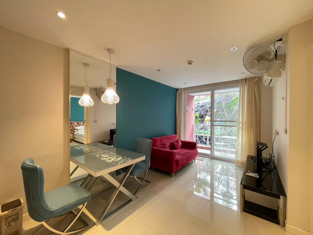 CondoPattaya, Bangsaen, Chonburi : Condo for sale/rent with pool view – Grand Caribbean Resort Pattaya, resort style atmosphere in the heart of Jomtien–Pattaya