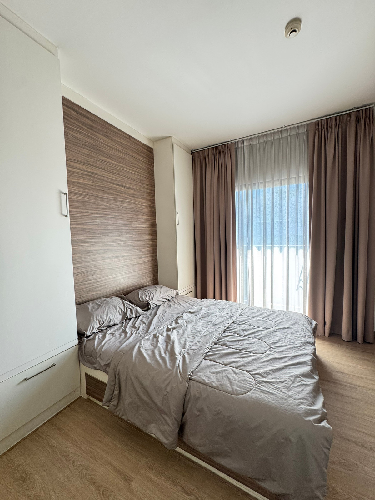 ให้เช่าคอนโดสุขุมวิท อโศก ทองหล่อ : [ให้เช่า] Noble Reveal Ekkamai 🏙️✨ ใช้ชีวิตเหนือระดับ ใจกลางเอกมัย ใกล้ BTS เพียงก้าวเดิน!