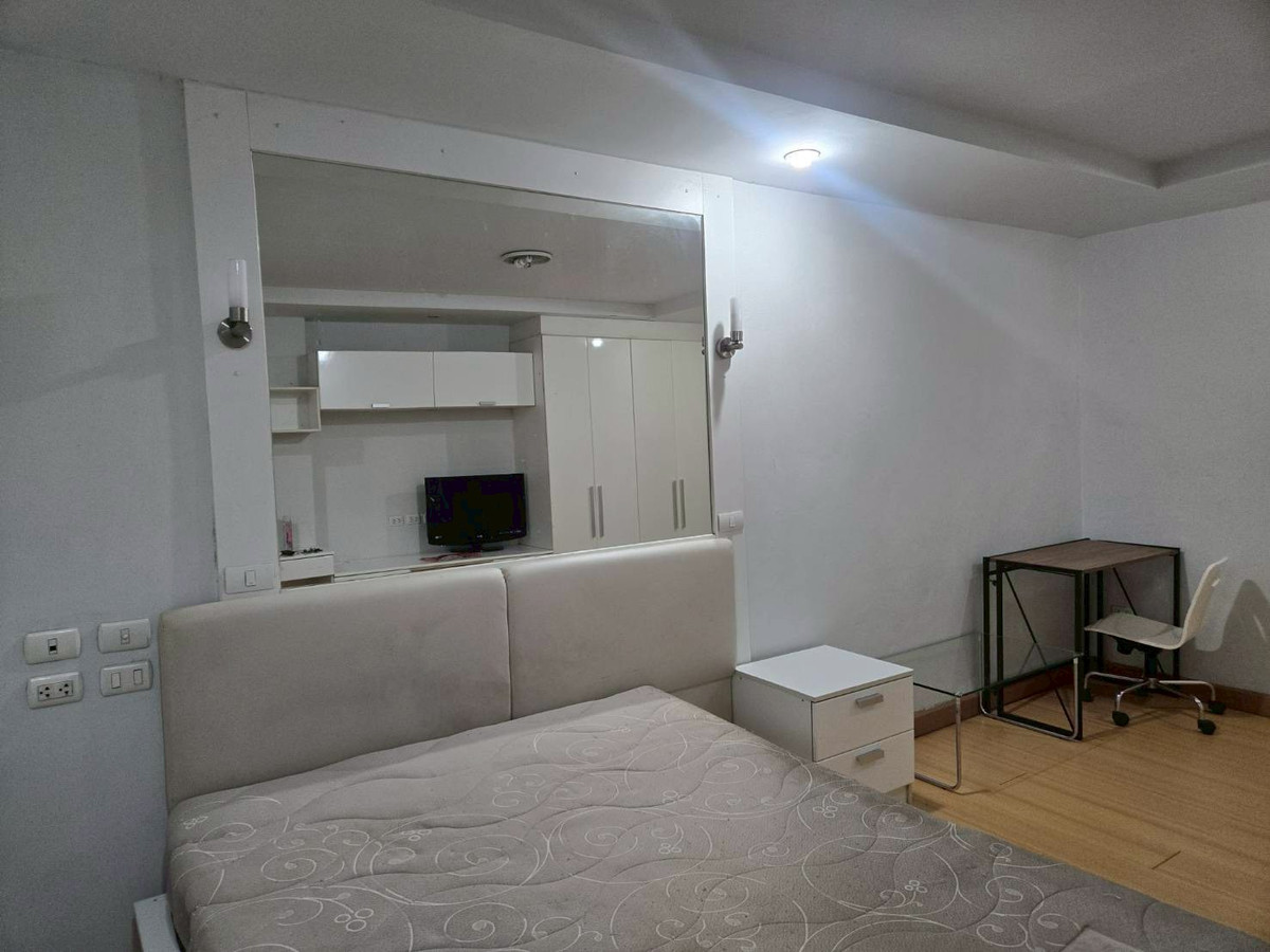 For SaleCondoRatchadapisek, Huaikwang, Suttisan : Condo for sale Supalai City Resort Ratchada - Huai Khwang, fully furnished, ready to move in (S5285)