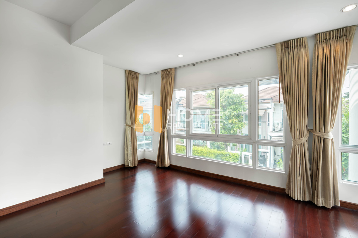 ขายบ้านลาดพร้าว เซ็นทรัลลาดพร้าว : บ้านเดี่ยวใจกลางลาดพร้าว ✨ เดอะ แกลเลอรี่ เฮ้าส์ แพทเทิร์น / 3 ห้องนอน (ขาย), The Gallery House Pattern / 3 Bedrooms (FOR SALE) TPM307